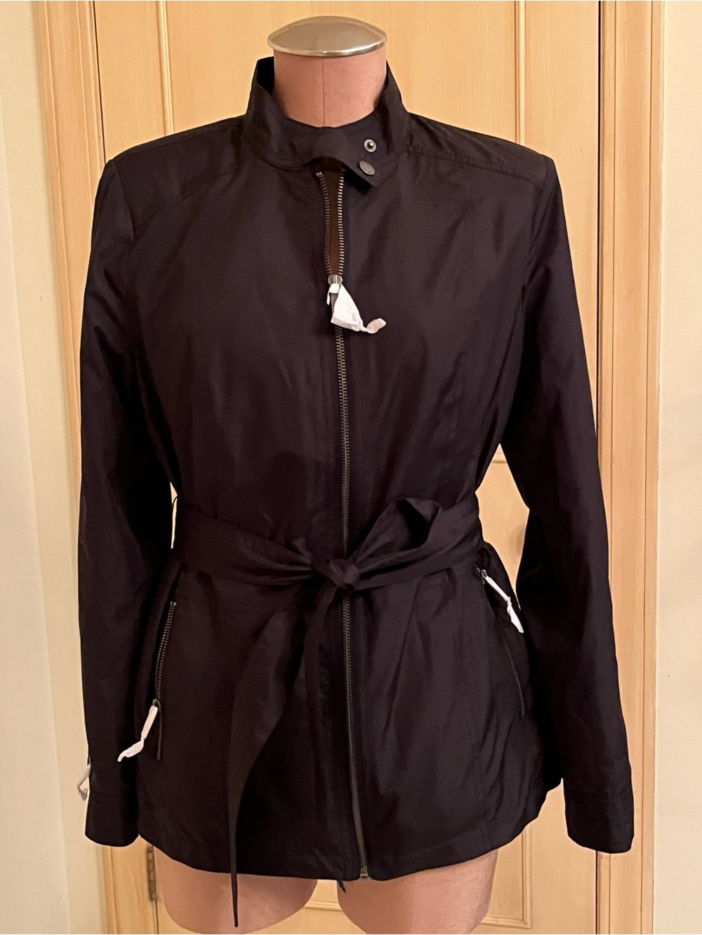 DENNIS BASSO NWOT Minimalist City Chic Modern Belted Trench Black Zip Jacket S